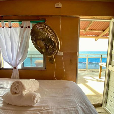 Eco Hostal Estrella De Mar جزيرة موكورا المظهر الخارجي الصورة