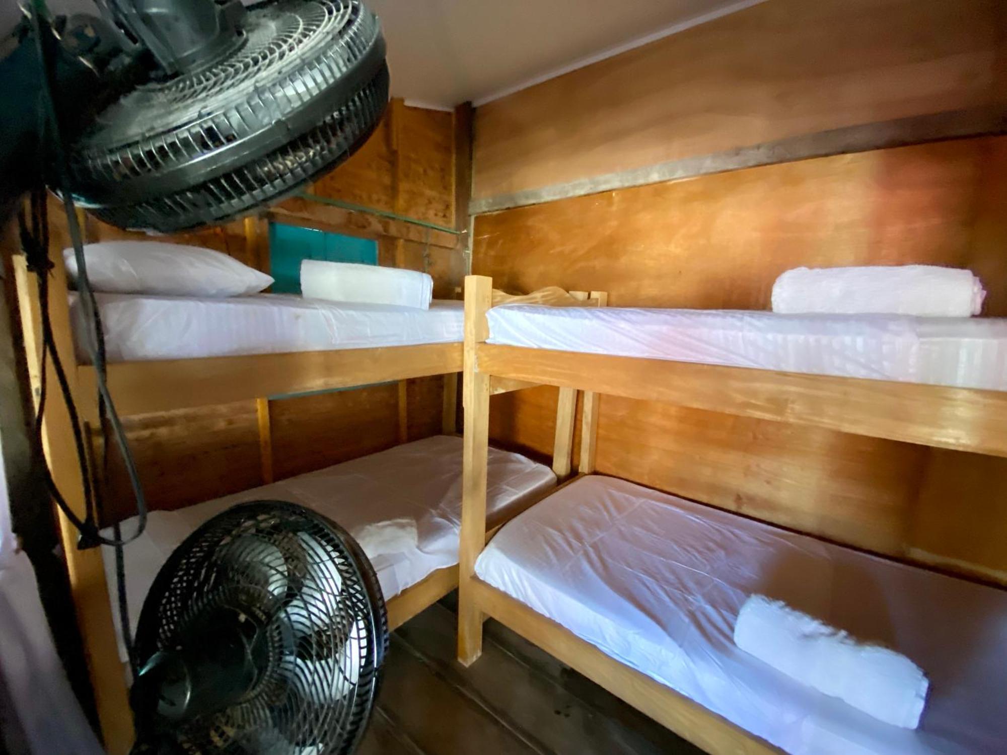 Eco Hostal Estrella De Mar جزيرة موكورا المظهر الخارجي الصورة