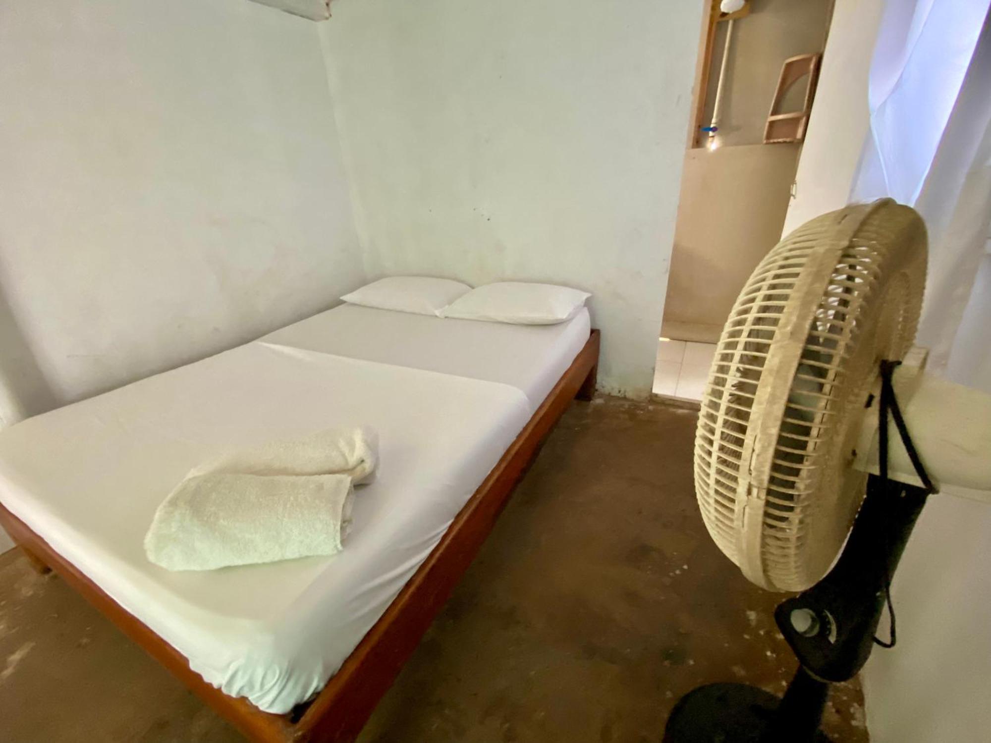 Eco Hostal Estrella De Mar جزيرة موكورا المظهر الخارجي الصورة